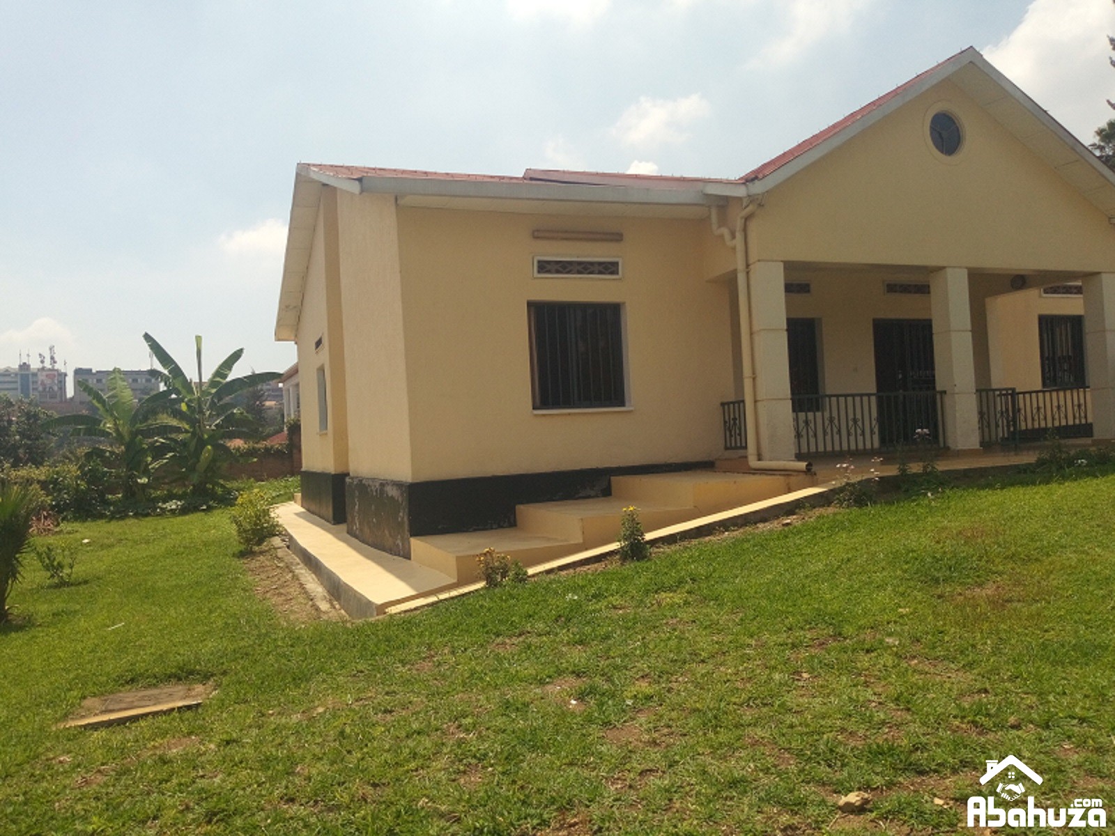 A FURNISHED 4 BEDROOM HOUSE FOR RENT IN KIGALI AT GISHUSHU